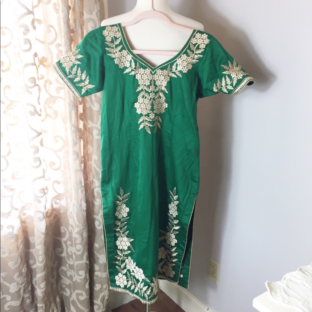 Indian Sari Tunic Emerald green Ivory Embroidery
